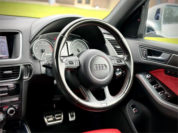 2014 Audi SQ5 Wagon 8R image