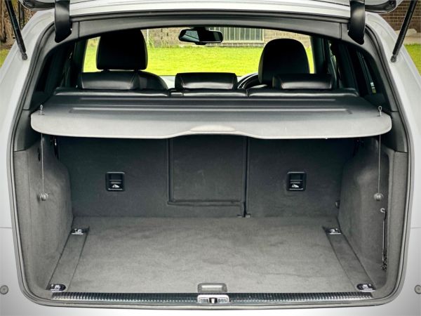 2014 Audi SQ5 Wagon 8R image