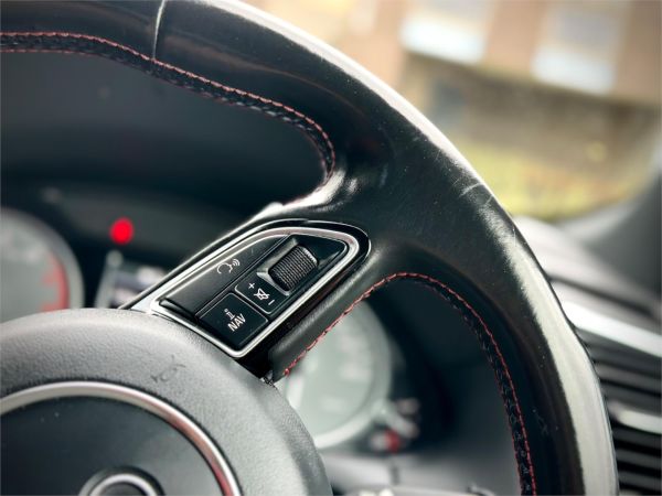 2014 Audi SQ5 Wagon 8R image