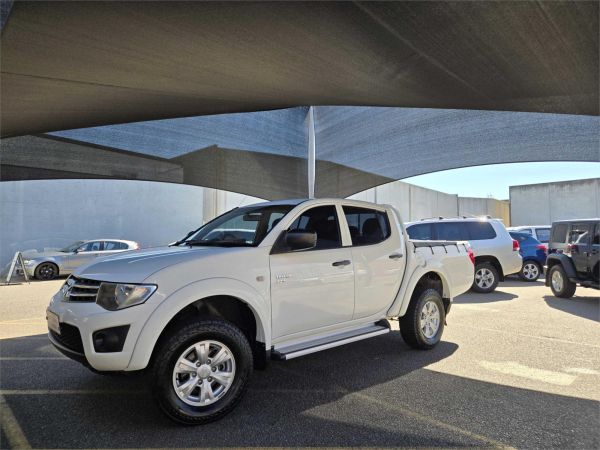 2012 Mitsubishi Triton Utility MN MY12 GLX image