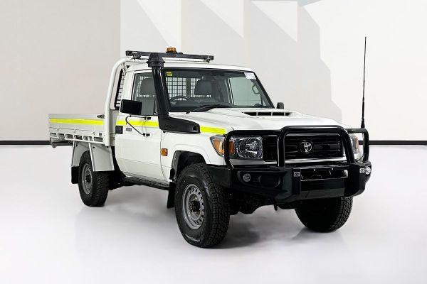 2023 Toyota Landcruiser VDJL79R Workmate image