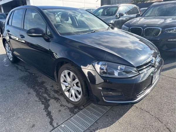 2013 Volkswagen Golf MK VII Highline image