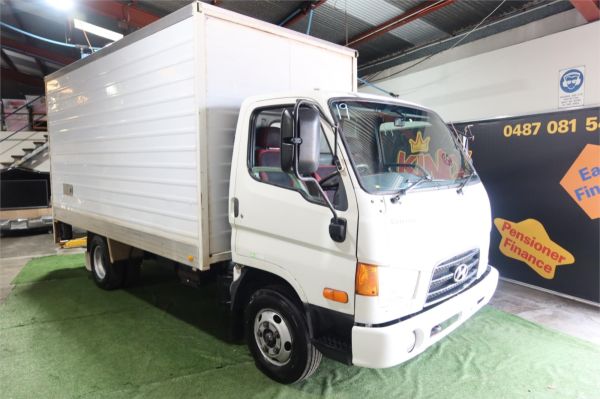 2010 HYUNDAI HD45 Other image