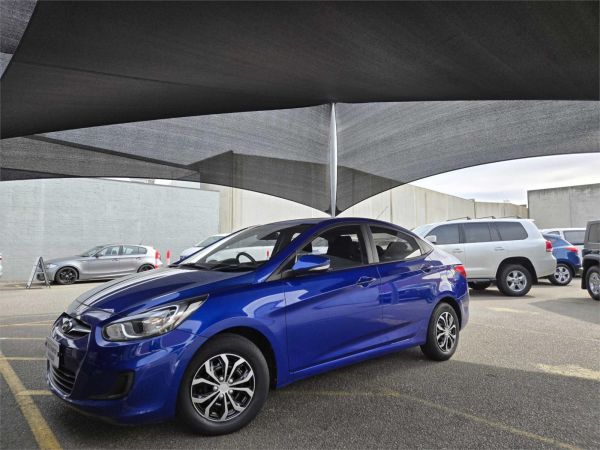 2013 Hyundai Accent RB Active image