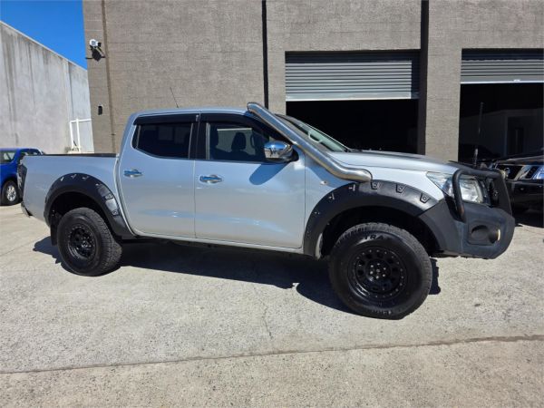 2015 Nissan Navara Utility D23 ST image