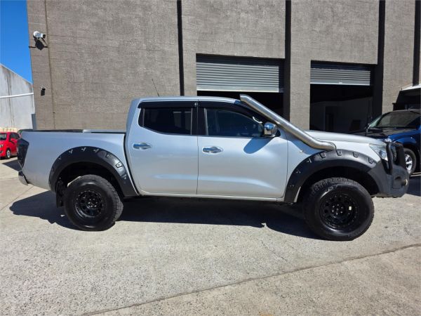 2015 Nissan Navara Utility D23 ST image
