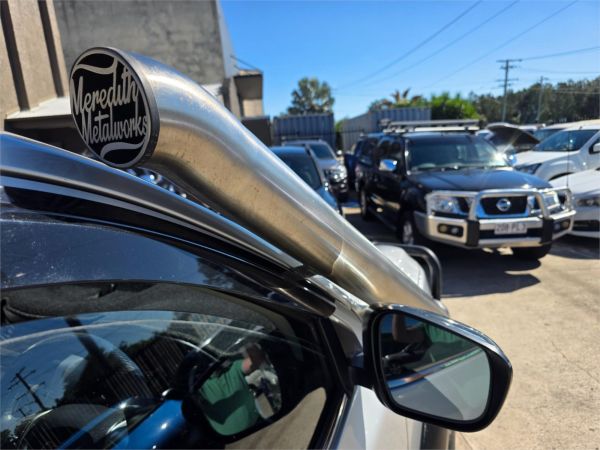 2015 Nissan Navara Utility D23 ST image