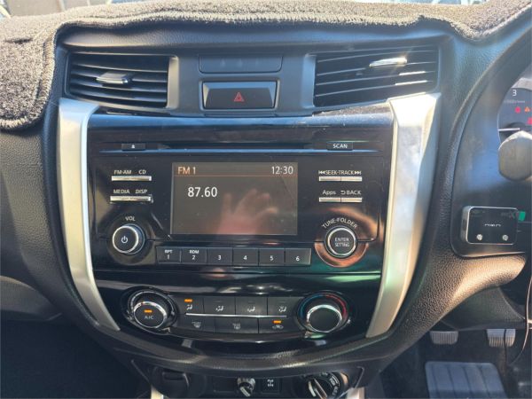 2015 Nissan Navara Utility D23 ST image