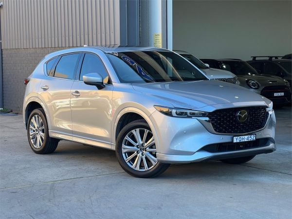 2022 Mazda CX-5 KF Series Akera image