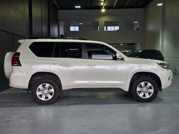 2018 TOYOTA LANDCRUISER PRADO GX (4x4) GDJ150R MY18 image