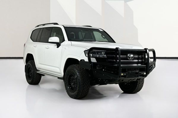 2024 Toyota Landcruiser FJA300R GXL image