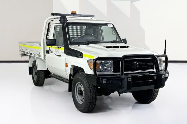 2023 Toyota Landcruiser VDJL79R Workmate image