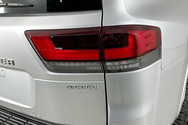 2022 Toyota Landcruiser FJA300R Sahara image