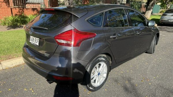2017 Ford Focus LZ Trend Grey Blue 6 Speed Automatic Hatchback image