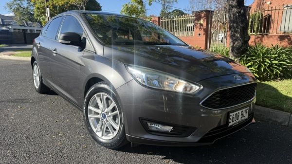 2017 Ford Focus LZ Trend Grey Blue 6 Speed Automatic Hatchback image