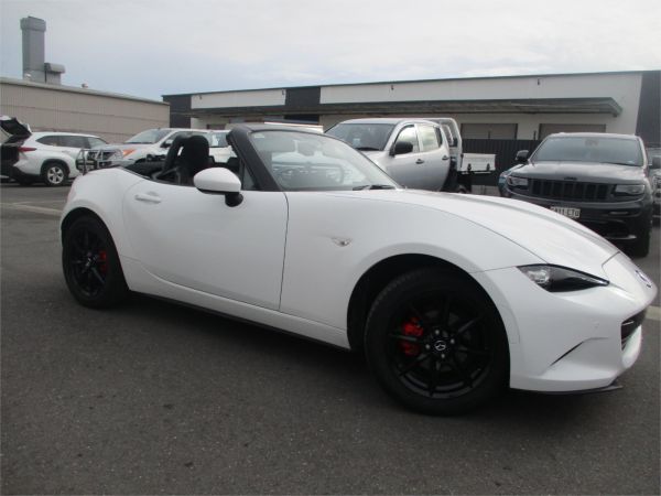 2016 Mazda MX-5 Roadster ND image