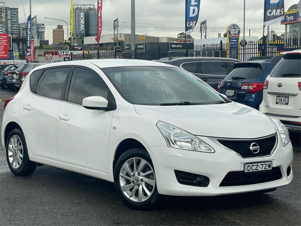 2016 Nissan Pulsar Hatchback C12 Series 2 ST image