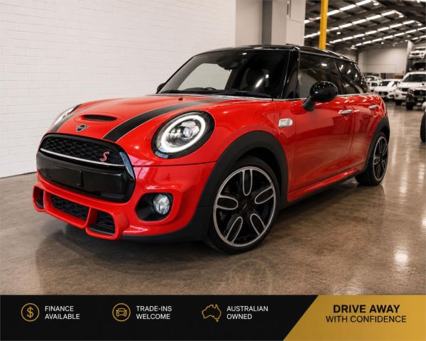 2019 MINI Cooper F55 LCI S image