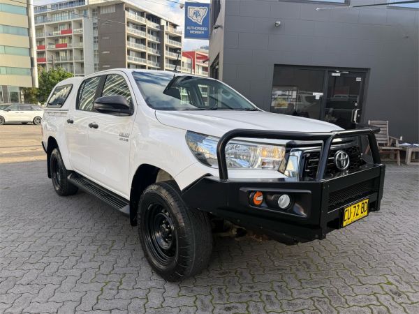 2019 TOYOTA HILUX DOUBLE CAB P/UP GUN126R MY19 SR (4x4) image