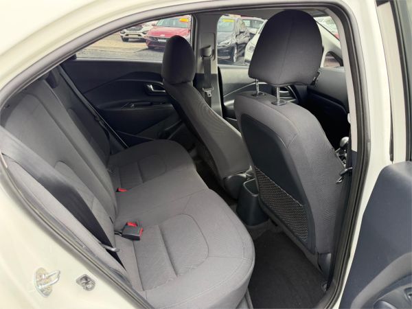 2016 KIA RIO 5D HATCHBACK UB MY16 S image