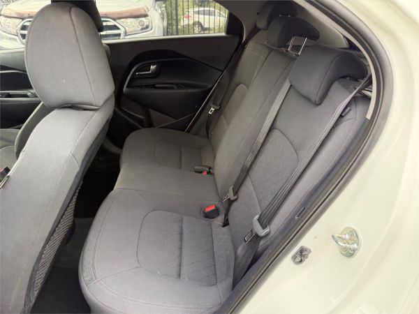 2016 KIA RIO 5D HATCHBACK UB MY16 S image