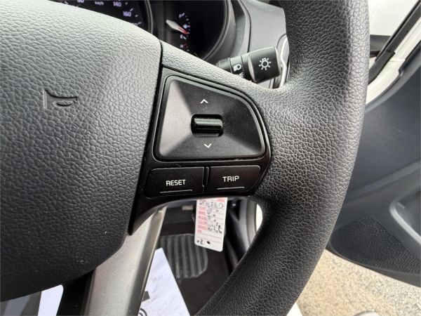 2016 KIA RIO 5D HATCHBACK UB MY16 S image