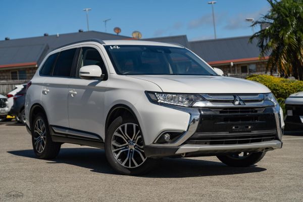 2017 Mitsubishi Outlander ZK LS image