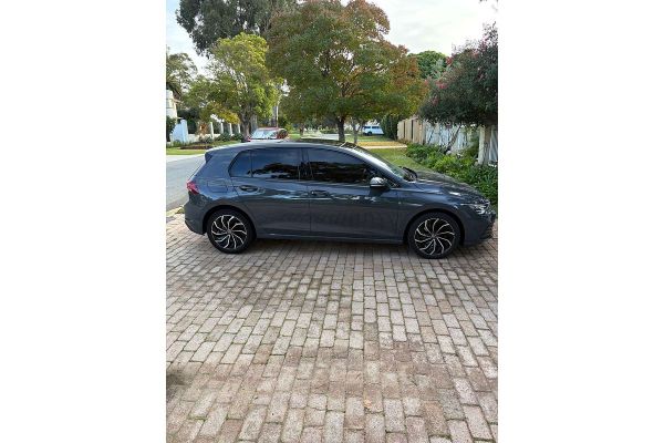 2021 Volkswagen Golf MK VIII Life image