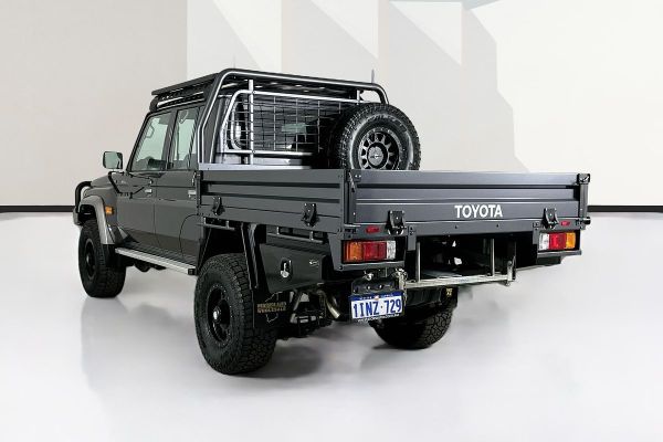 2023 Toyota Landcruiser VDJL79R GXL image