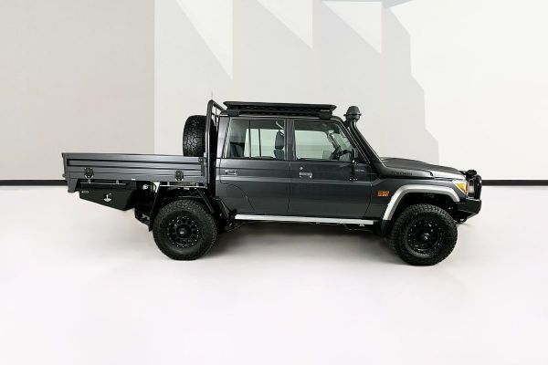 2023 Toyota Landcruiser VDJL79R GXL image