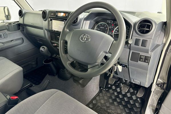 2023 Toyota Landcruiser VDJL79R GXL image