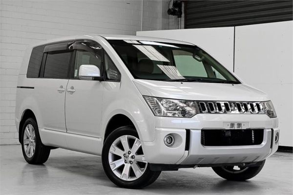 2008 Mitsubishi Delica Van Wagon D:5 CV5W image