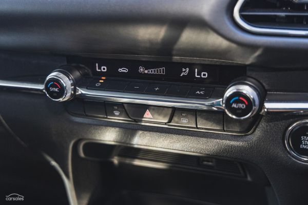 2021 Mazda CX-30 G25 Touring image