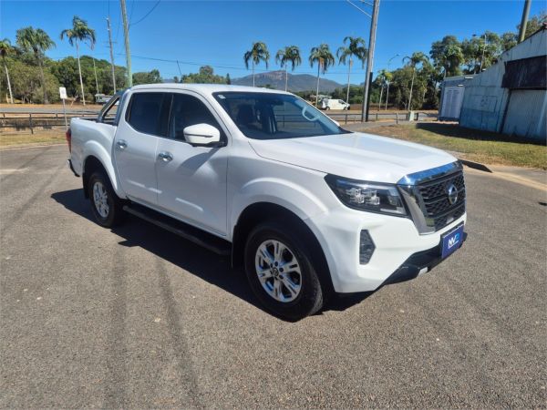 2021 Nissan Navara D23 ST image
