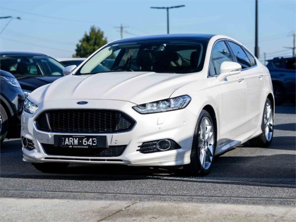2017 Ford Mondeo Hatchback MD 2017.50MY Titanium image