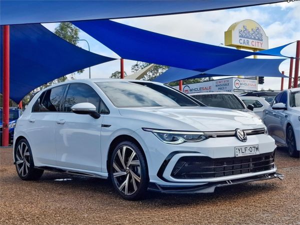 2021 Volkswagen Golf MK VIII R-Line image