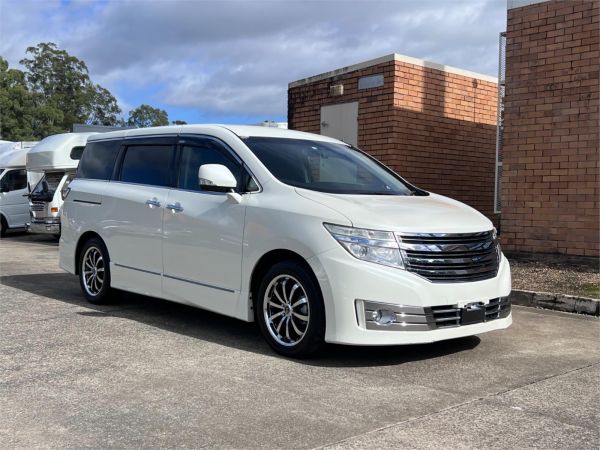 2013 Nissan Elgrand Other image