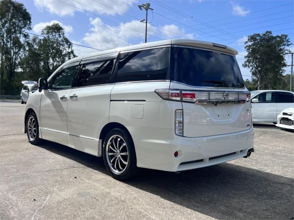 2013 Nissan Elgrand Other image
