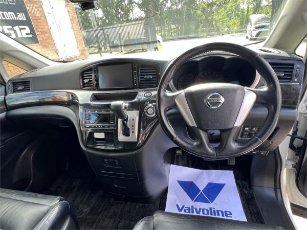 2013 Nissan Elgrand Other image