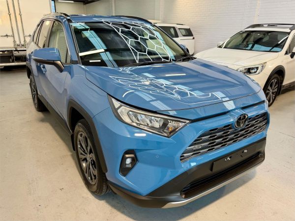 2024 Toyota RAV4 MXAA52R GXL image