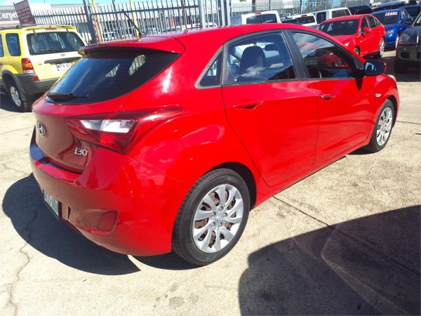 2012 HYUNDAI i30 5D HATCHBACK GD ACTIVE image