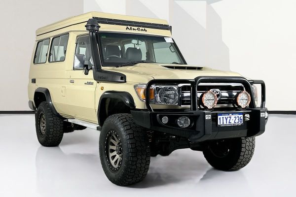 2022 Toyota Landcruiser VDJ78R GXL image