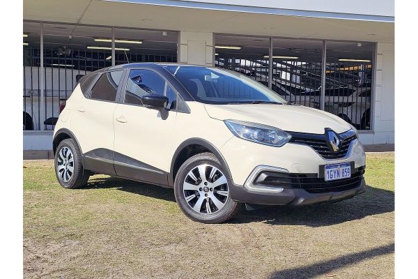 2019 Renault Captur  Zen image