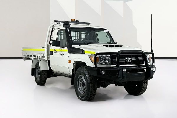 2023 Toyota Landcruiser VDJL79R Workmate image
