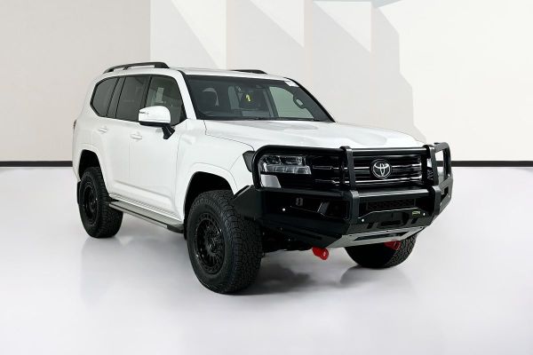 2024 Toyota Landcruiser FJA300R GXL image