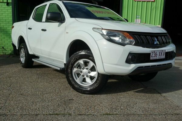 2017 Mitsubishi Triton MQ MY18 GLX Double Cab White 5 Speed Sports Automatic Cab Chassis image