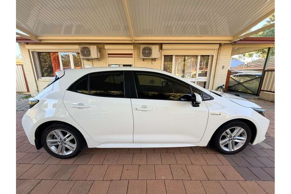 2022 Toyota Corolla ZWE211R Ascent Sport image