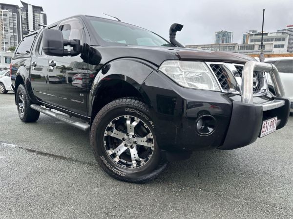 2012 Nissan Navara D40 ST-X image