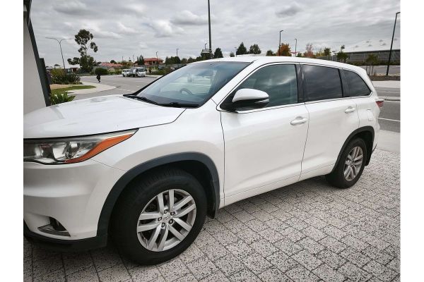 2015 Toyota Kluger GSU50R GX image