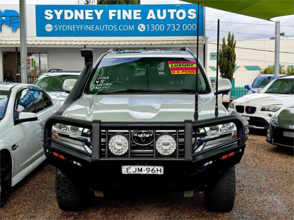 2021 Toyota Landcruiser VDJ200R Sahara image